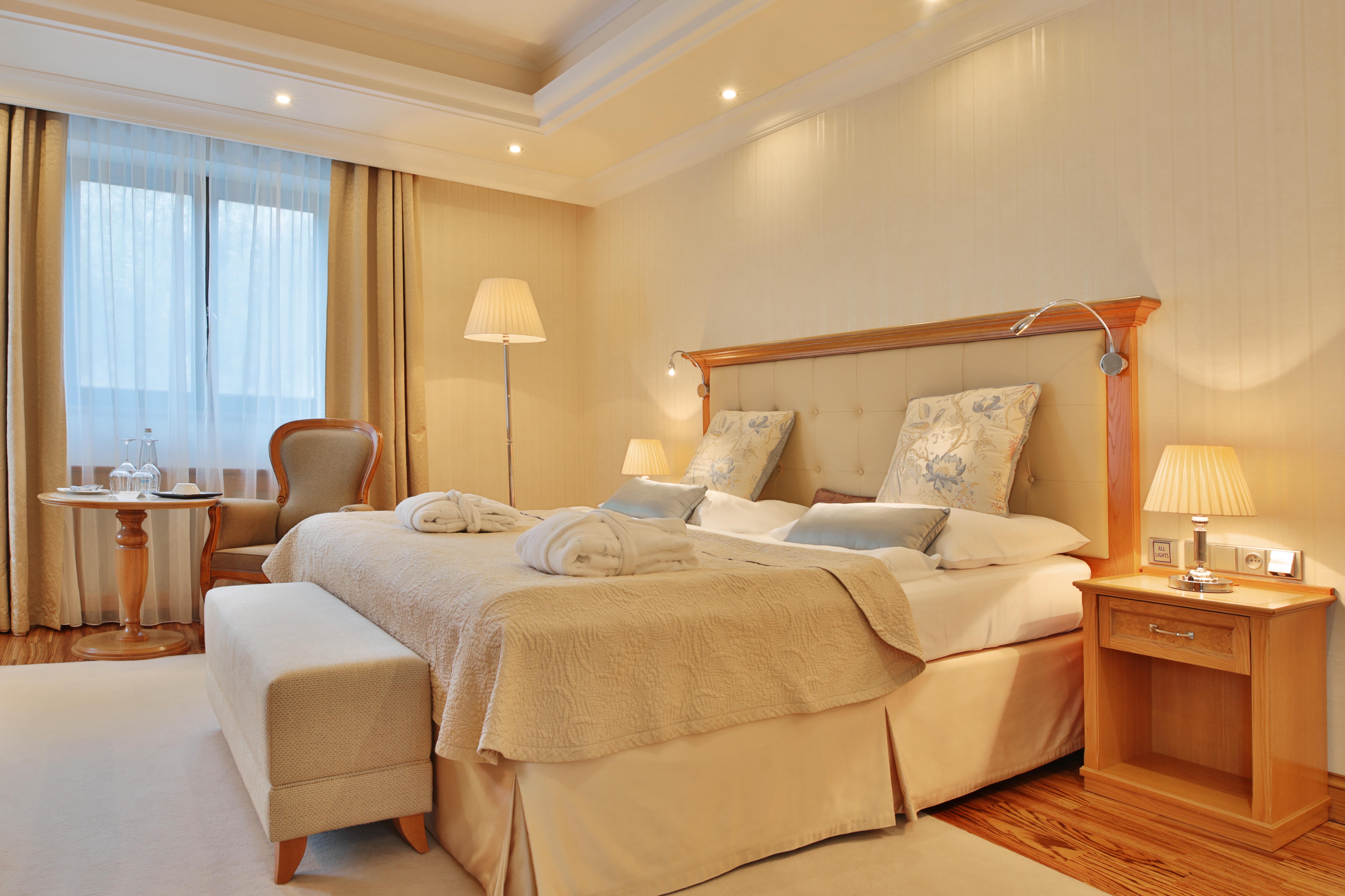 Retro Riverside Wellness Resort Карловы Вары Экстерьер фото